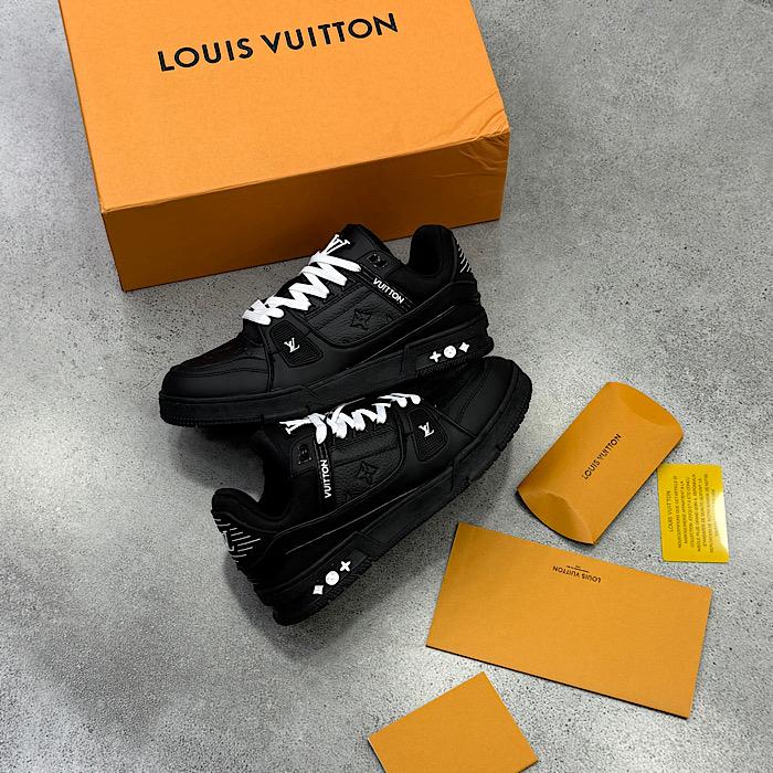 لیویتون مستر مشکی  Louis Vuitton