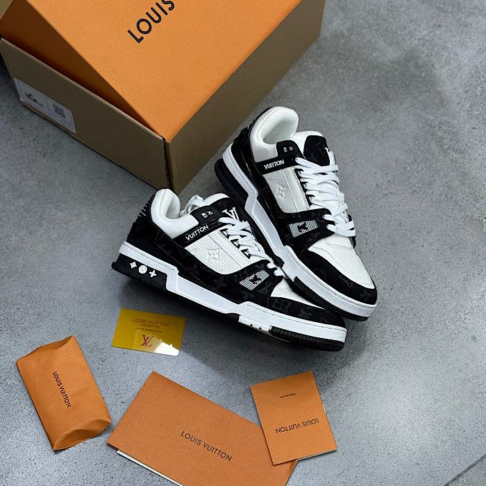 کتونی لیویتون مستر مشکی سفید