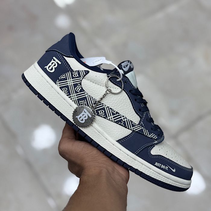 نایک جردن ترویس  Jordan Travis